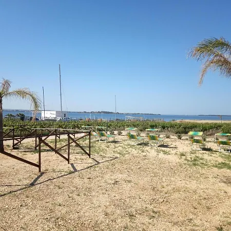 Апартаменты Isole Dello Stagnone Бирджи-Векки